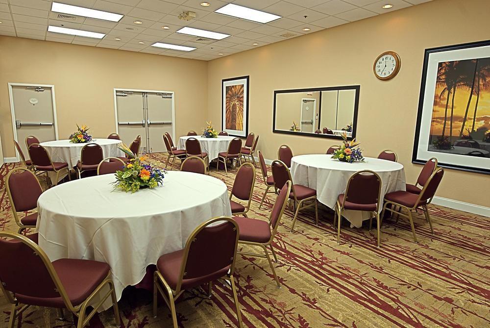 Courtyard By Marriott Orlando Lake Buena Vista At Vista Centre Extérieur photo