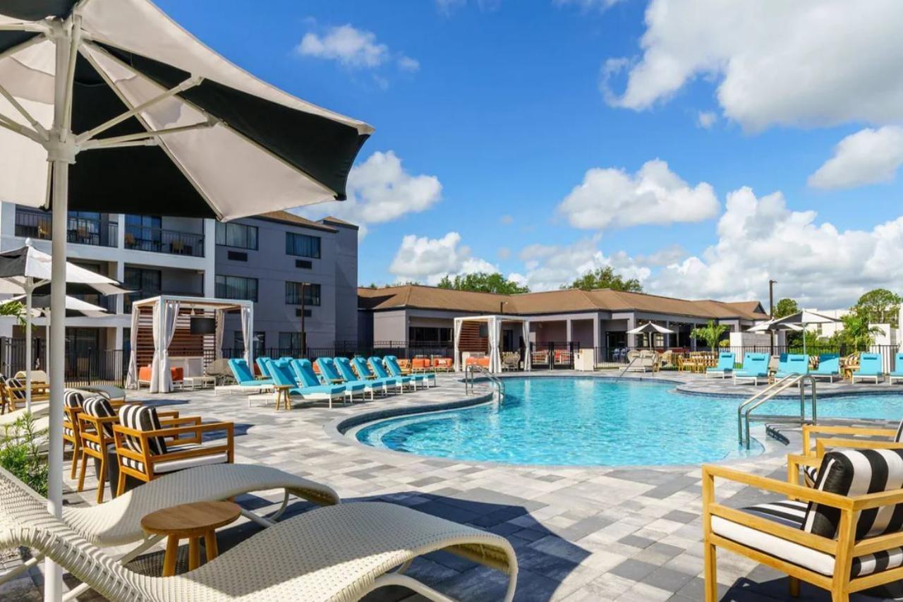Courtyard By Marriott Orlando Lake Buena Vista At Vista Centre Extérieur photo