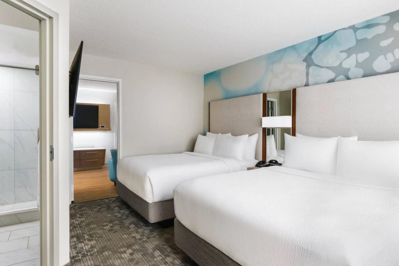 Courtyard By Marriott Orlando Lake Buena Vista At Vista Centre Extérieur photo