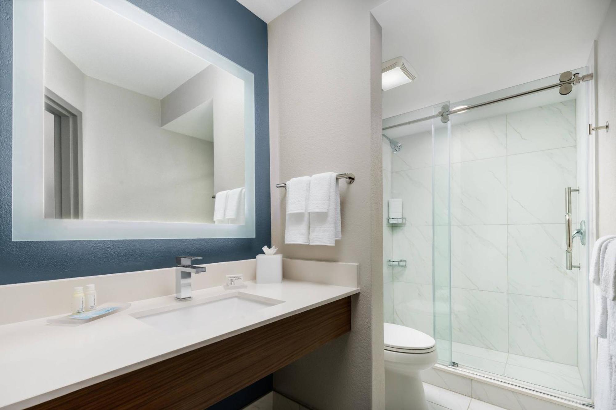 Courtyard By Marriott Orlando Lake Buena Vista At Vista Centre Extérieur photo