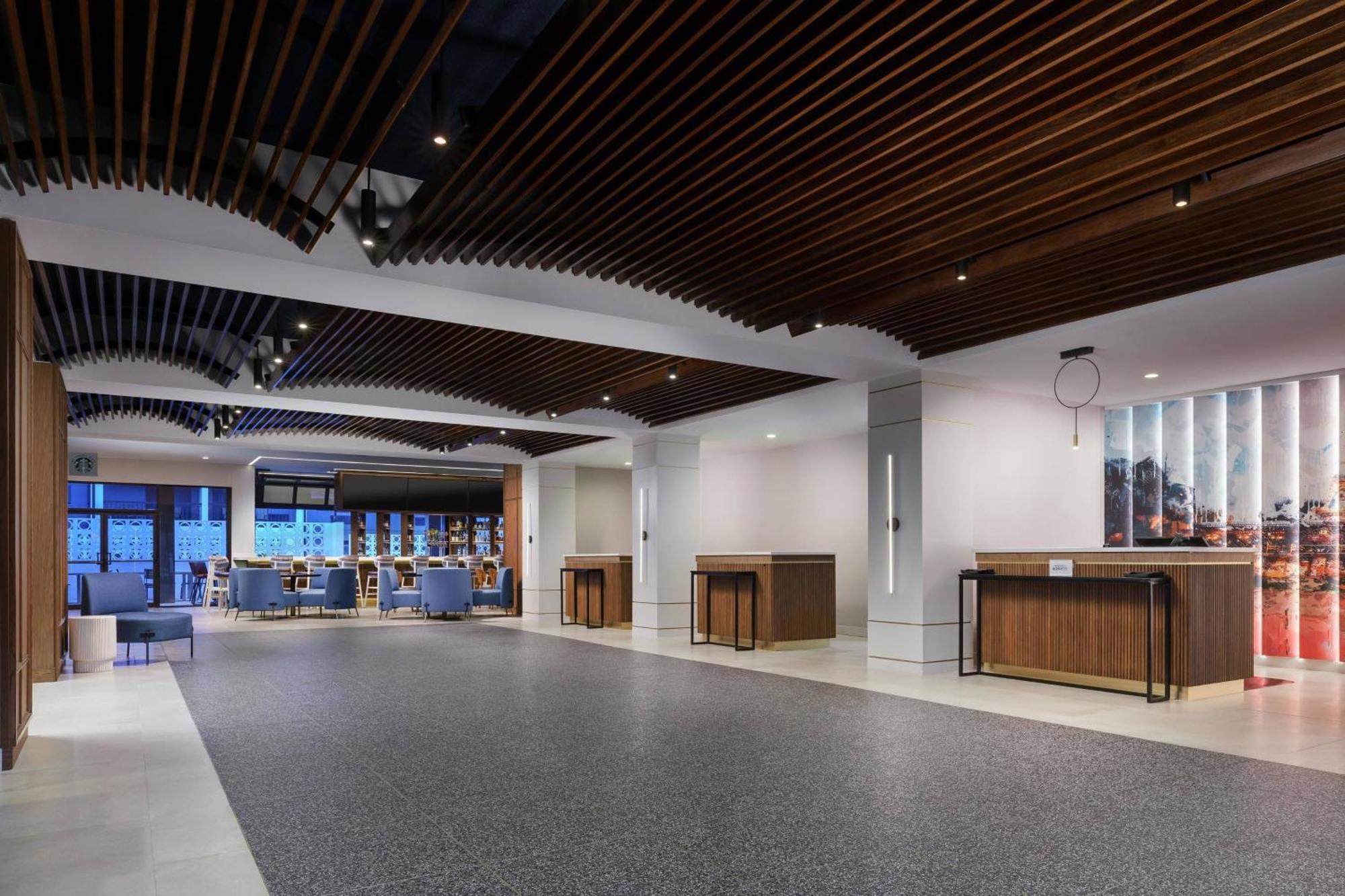 Courtyard By Marriott Orlando Lake Buena Vista At Vista Centre Extérieur photo